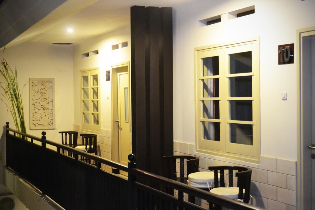 Srikandi Guesthouse Malang Eksteriør bilde