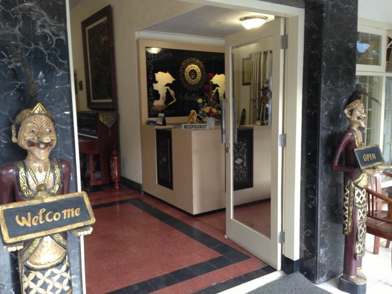 Srikandi Guesthouse Malang Eksteriør bilde